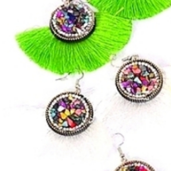 Tassel Fan Fringe Statement Earrings NEW *White - Picture 13 of 15